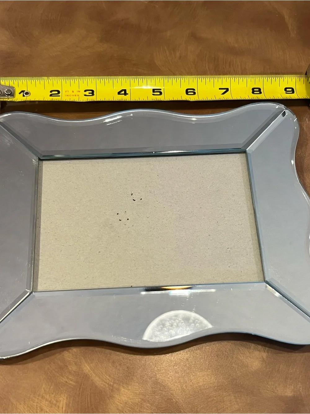 Mirror 4 x 6 Picture Frame with Scalloped Edges, Good Condition
